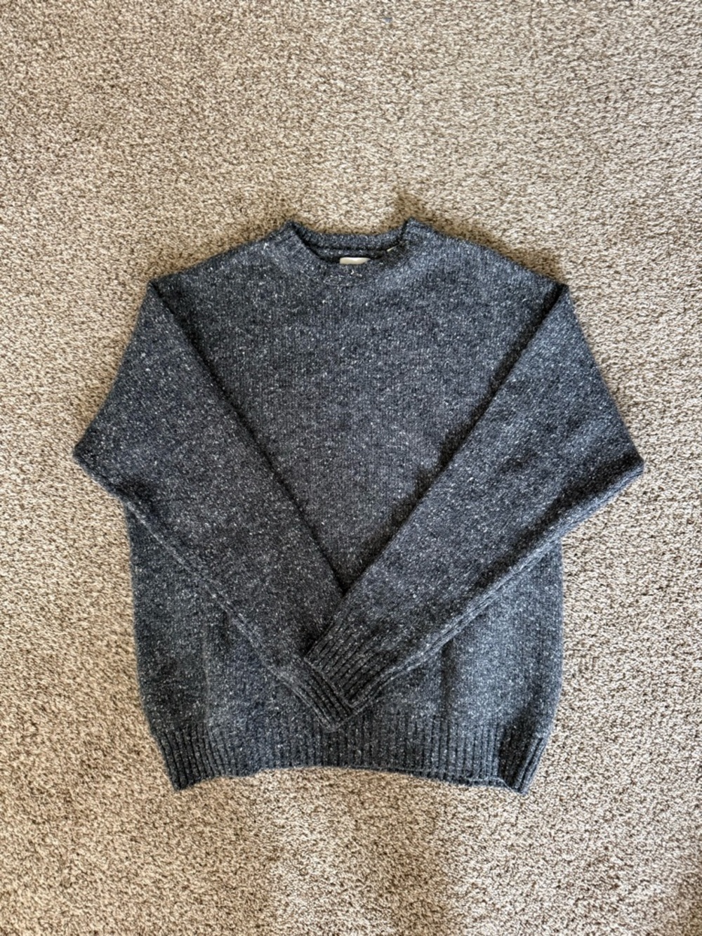 GAP Men's Charcoal Flecked Crewneck Sweater